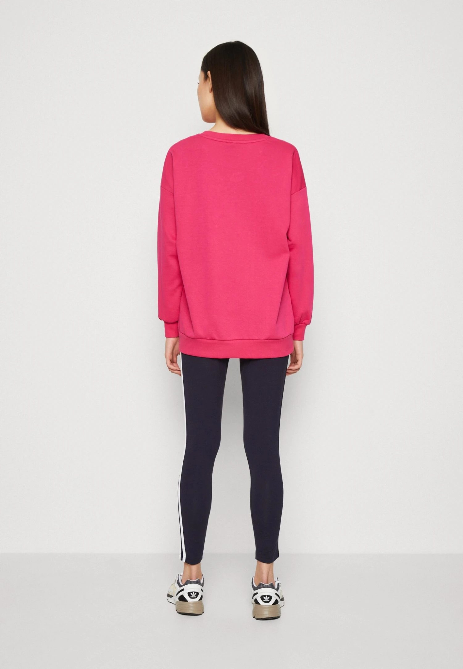 Adidas Sportswear 3 Stripes High Rise Chenille Flower Patches - Legging - Legend Ink 5 Adidas Sportswear 3 Stripes High Rise Chenille Flower Patches - Legging - Legend Ink - Afbeelding 3