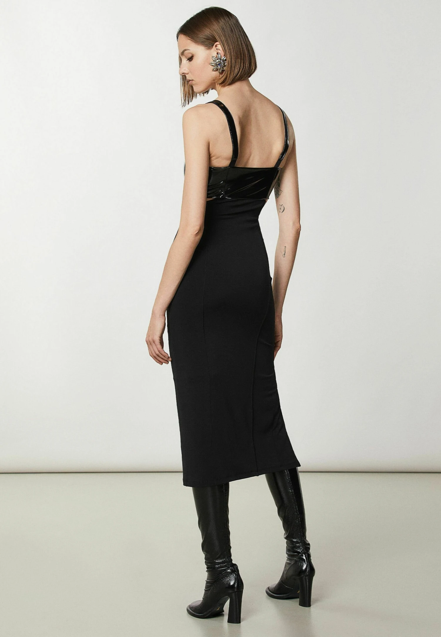 Patrizia Pepe Slim Fit- Etui-Jurk - Nero 4 Patrizia Pepe Slim Fit- Etui-Jurk - Nero - Afbeelding 2