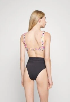 Billabong Sol Searcher Ava - Bikinitop - Multi Coloured -Mode Dames Winkel 02f5f70e400a417ca33a8922b8a4f689