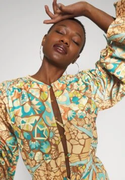 Lida Bubble Sleeve Dress - Strandaccessoire - Ilia -Mode Dames Winkel 101fafc02c1c495f8b5ac4aa73bec329