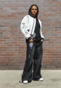 Ed Hardy Koi-Fishing - Relaxed Fit Jeans - Washed Black -Mode Dames Winkel 1a5b28ff956d4776844c27764deb23f4