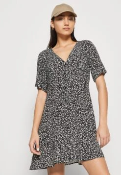 Monki Blousejurk - Black -Mode Dames Winkel 28294d106ac046b99933087a2a4f7434