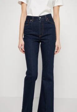 Abercrombie & Fitch Bootcut Jeans - Dark-Blue Denim 11 Abercrombie & Fitch Bootcut Jeans - Dark-Blue Denim -Mode Dames Winkel 381d12e5d30b49e6b086aabbaf02ded0