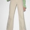 Flared Jeans - Light Beige -Mode Dames Winkel 41aa8e021859475ea4371c6a93048f88