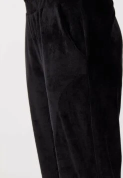 Trainingsbroek - Black -Mode Dames Winkel 4f01dfde24334e279bfcf4611b20c39b