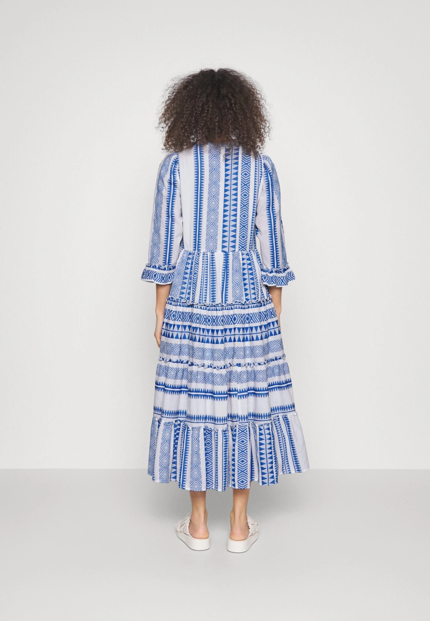 Yasanine 3/4 Midi Dress S. - Fest - Maxi-Jurk - Birchdetail:W. Olympian Blue 5 Yasanine 3/4 Midi Dress S. - Fest - Maxi-Jurk - Birchdetail:W. Olympian Blue - Afbeelding 3