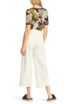 MARC CAIN Five-Pocket- Rethink Together - Flared Jeans - Off-White 9 MARC CAIN Five-Pocket- Rethink Together - Flared Jeans - Off-White -Mode Dames Winkel 52f46ca18e464bd98b88fe65c986f574