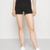 Gina Tricot Jeansshort - Black 2 Gina Tricot Jeansshort - Black -Mode Dames Winkel 6e78f37340ca4bf1b1aee7e8f10d53de