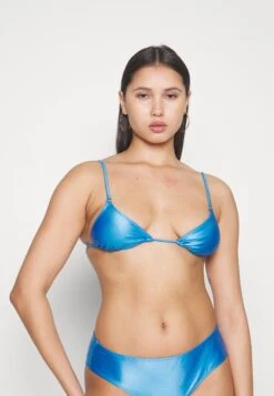 Filippa K Triangle - Bikinitop - Blue Shiny