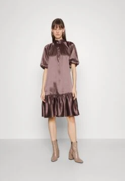 Bruuns Bazaar Bergamot Adelen Dress - Cocktailjurk - Plum Lavender
