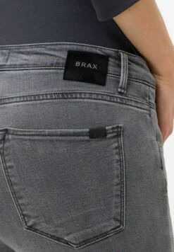 BRAX Slim Fit Jeans - Light Grey -Mode Dames Winkel 7ce2ec245fe247fbb39e575fa5784e8e