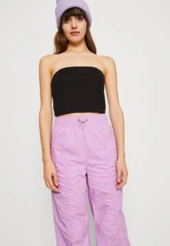 Nike Sportswear Trainingsbroek - Rush Fuchsia -Mode Dames Winkel 877c19514b3e426fa548eadb8a486216