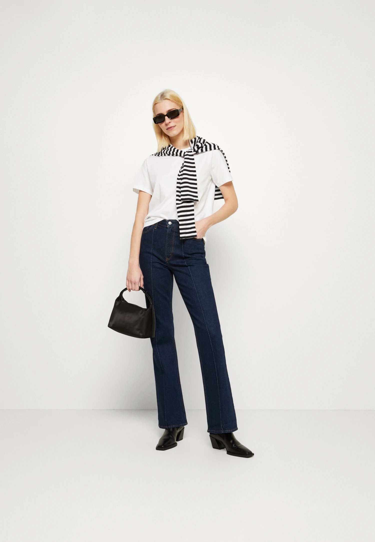 Abercrombie & Fitch Bootcut Jeans - Dark-Blue Denim 4 Abercrombie & Fitch Bootcut Jeans - Dark-Blue Denim - Afbeelding 2