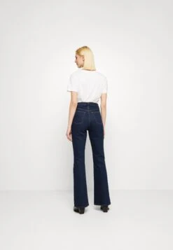 Abercrombie & Fitch Bootcut Jeans - Dark-Blue Denim 10 Abercrombie & Fitch Bootcut Jeans - Dark-Blue Denim -Mode Dames Winkel 8c31204e996e44b19a8543db3c97bf8c