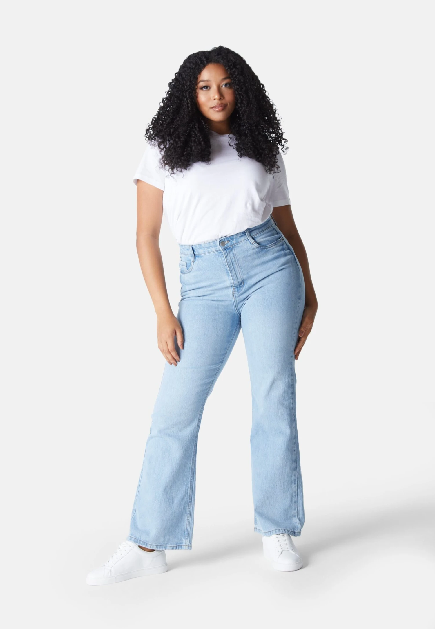 Hayley - Flared Jeans - Bleach 3 Hayley - Flared Jeans - Bleach