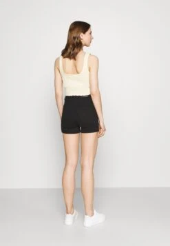 Gina Tricot Jeansshort - Black -Mode Dames Winkel 8e13db2731574dc1b6fbc082715b2390