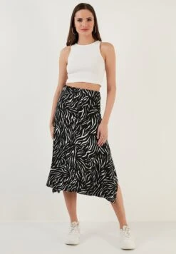 LELA Midi- A-Lijn Rok - Black White Striped 9 LELA Midi- A-Lijn Rok - Black White Striped -Mode Dames Winkel a1bde2d6229649b59ca9449fb1d08f2d