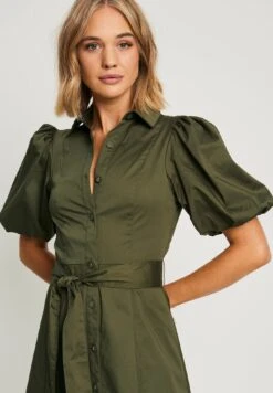 Ariane- Blousejurk - Olive Green -Mode Dames Winkel a81d070a8b3246d2931e231492dbe463