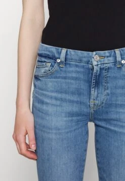 7 For All Mankind Kimmie Straight Sliillwit - Straight Leg Jeans - Light Blue -Mode Dames Winkel b43e573fbd504a08b9eab9a9fabdb7b2