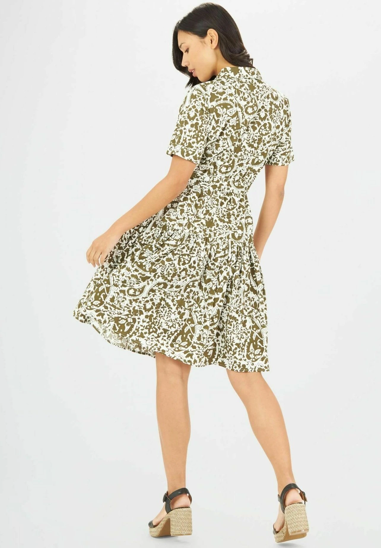 With Ruffle - Blousejurk - Verde Militare 5 With Ruffle - Blousejurk - Verde Militare - Afbeelding 3