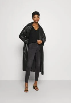 Mode Dames Winkel 26 Mode Dames Winkel -Mode Dames Winkel be0dc5a77f6944dc82f08f09a0fa8404