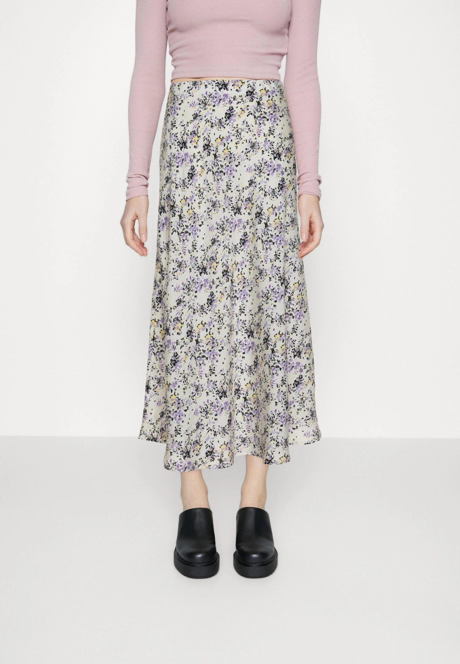 Minimum Alboa - A-Lijn Rok - Broken White 3 Minimum Alboa - A-Lijn Rok - Broken White