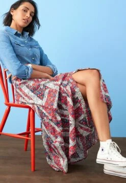 Next Button Through Standard - A-Lijn Rok - Coronation Print 12 Next Button Through Standard - A-Lijn Rok - Coronation Print -Mode Dames Winkel cbf814fda67b4d819dbdff3512977e4d