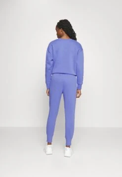 Under Armour Rival - Trainingsbroek - Baja Blue/White -Mode Dames Winkel ce031d9f0cd946b49c04f65be8f5cb6f