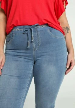 7/8 Lolly Mit Gürtel - Jeggings - Denim 11 7/8 Lolly Mit Gürtel - Jeggings - Denim -Mode Dames Winkel d4740a4b1926442fb710533d847f6f5e