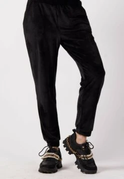 Trainingsbroek - Black -Mode Dames Winkel d695d91281c849978f4e5dec264d2cfa