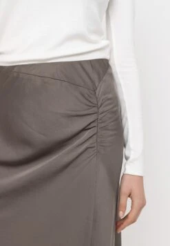 Soft Rebels Srlucille- A-Lijn Rok - Dark Brown -Mode Dames Winkel d7fa512e7d6f4e94a70e8f88a78472ef