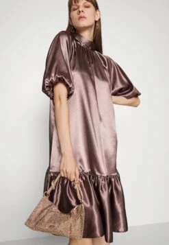 Bruuns Bazaar Bergamot Adelen Dress - Cocktailjurk - Plum Lavender -Mode Dames Winkel d8a1a19601a34d2fbaefe1d888a226fd