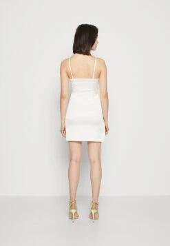 Hollister Co. Strapless Tulip - Cocktailjurk - White -Mode Dames Winkel e89b8ae947d940e491c09f74f99d4ada