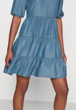 Hugo Komiri - Jurk - Light/Pastel Blue -Mode Dames Winkel f0bf809aebfc40bab50d44fcfa94097c