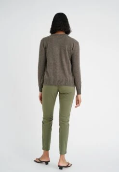 InWear Vanessaiw- Chino - Beetle Green 13 InWear Vanessaiw- Chino - Beetle Green -Mode Dames Winkel f622665e058b4776b5b7c22862a5b92b